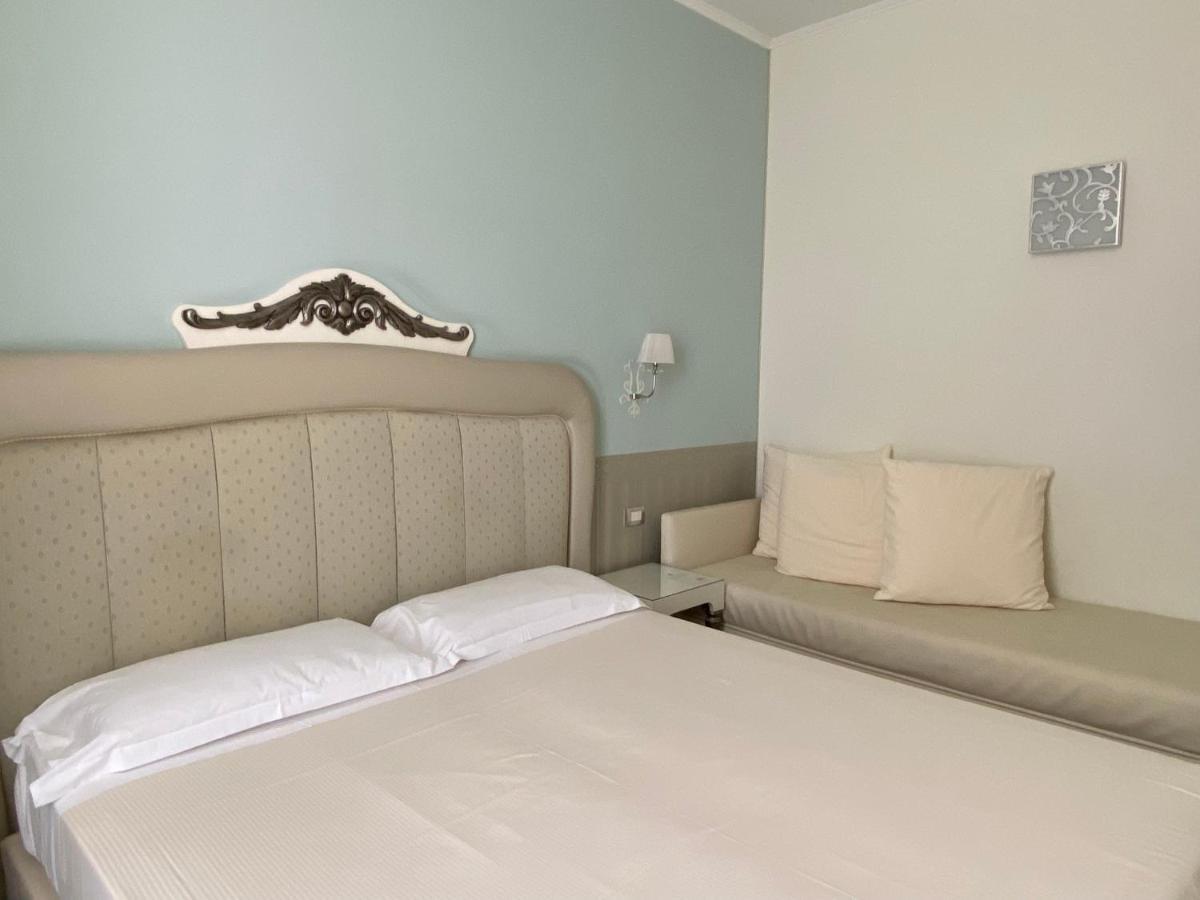 Jr Oriente Hotel 4*